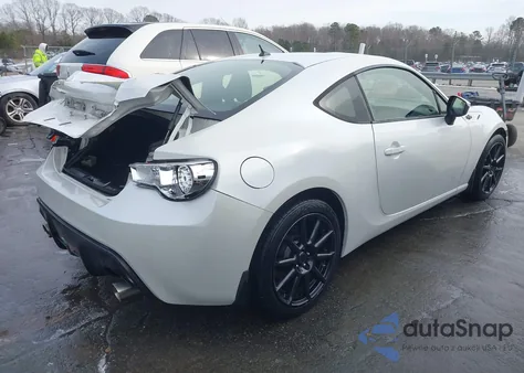2013 Scion Fr-S z USA, uszkodzony, nr VIN JF1ZNAA16D1724027